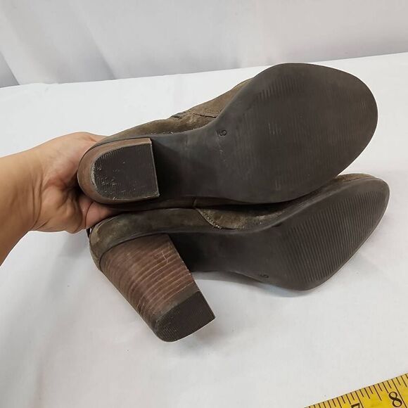 Michael by Michael Shannon Size 9 Lexi Ankle Boots in Taupe Suede Leather - Picture 6 of 9